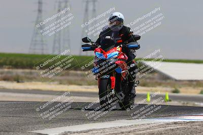 media/Aug-03-2025-TrackDaz (Sun) [[bf4a71acf9]]/C Group/1240pm (Wheelie Bump)/